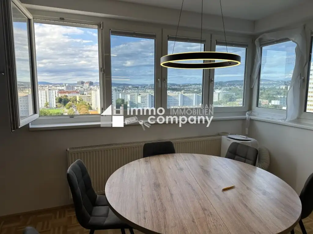 Skyline-Living im 20. Bezirk – 13. Stock, Panoramablick & Garage“