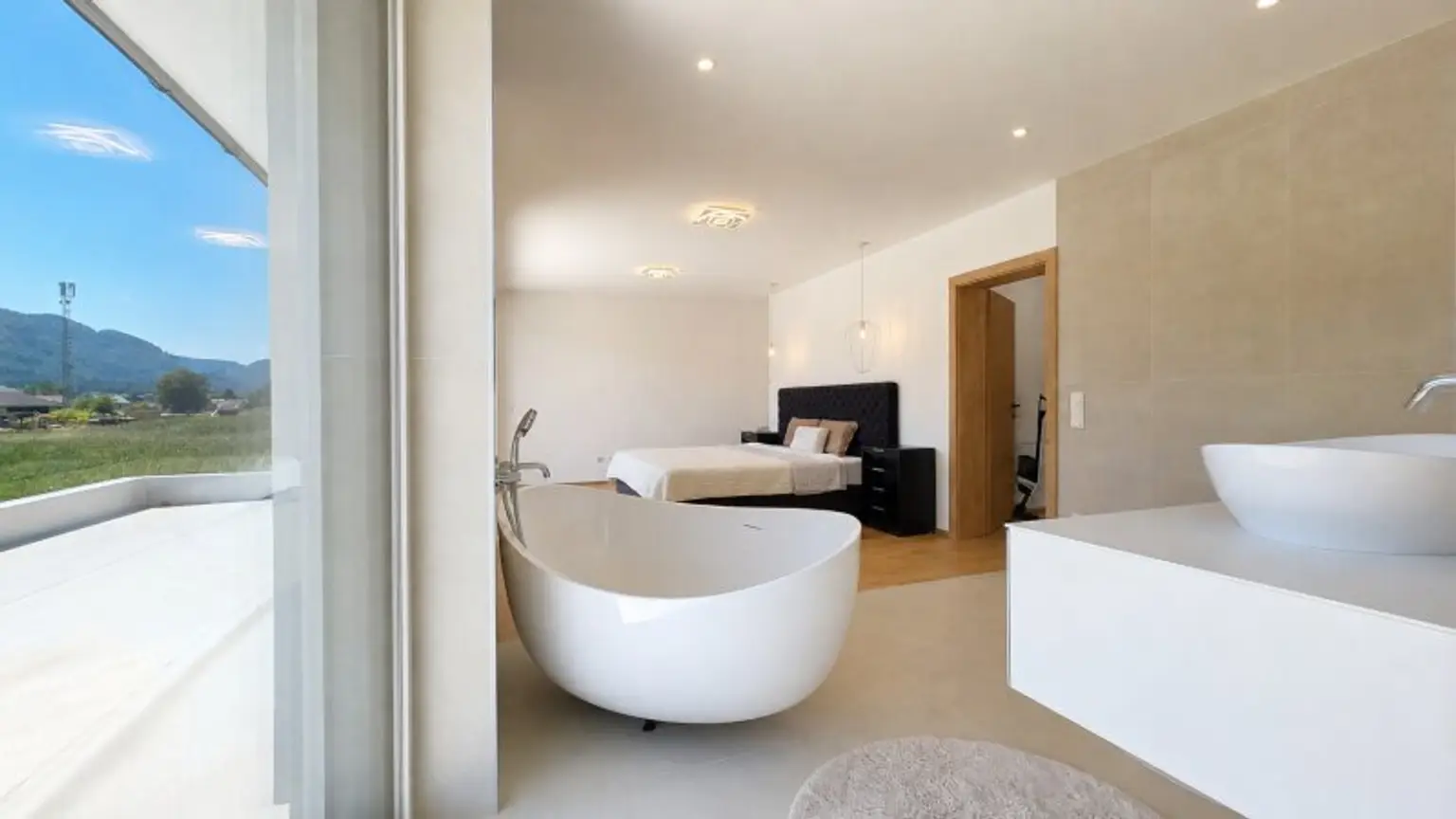Master Bedroom - Bad en Suite Kompagnon Immobilien