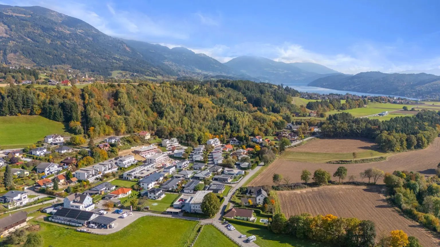 Exklusive Maisonette mit Gartenrefugium und Penthouse Panoramaterrasse - Minuten vom Millstätter See – Ihr Ort der Ruhe, Kraft und Lebensfreude