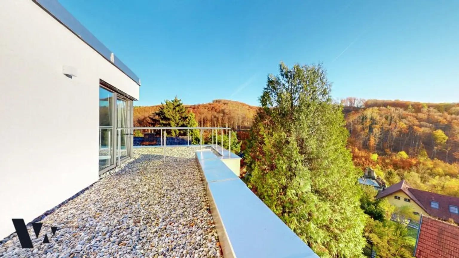 EXKLUSIVE VILLA AM RANDE DES WIENERWALDS | PANORAMABLICK & SÜDHANGLAGE