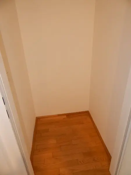 "PROVISIONSFREI" Helle und ruhige 3 Zimmer Terrassenwohnung mit Tiefgaragenplatz