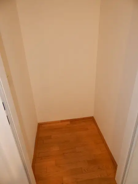 "PROVISIONSFREI" Helle und ruhige 3 Zimmer Terrassenwohnung mit Tiefgaragenplatz