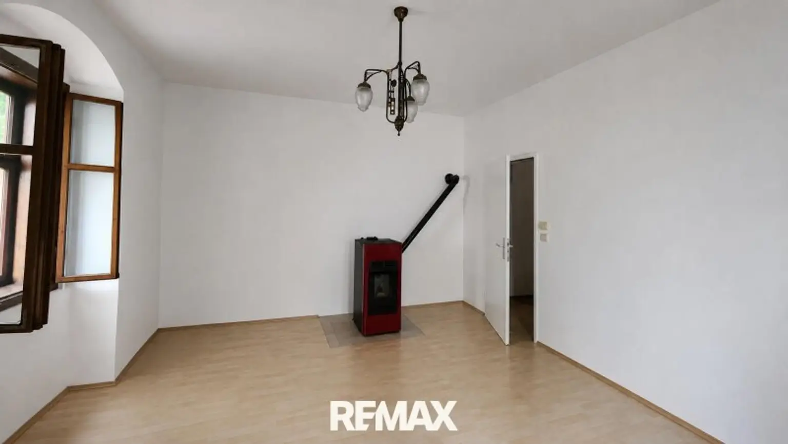 5 Wohnzimmer b
