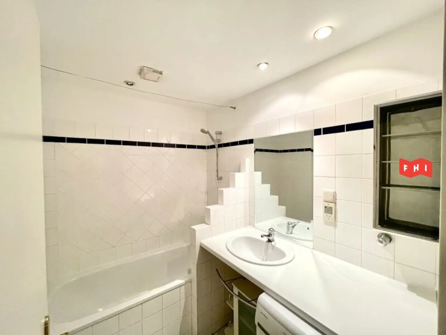 Südseitige 2 Zimmer Altbaumiete Nähe Yppenplatz