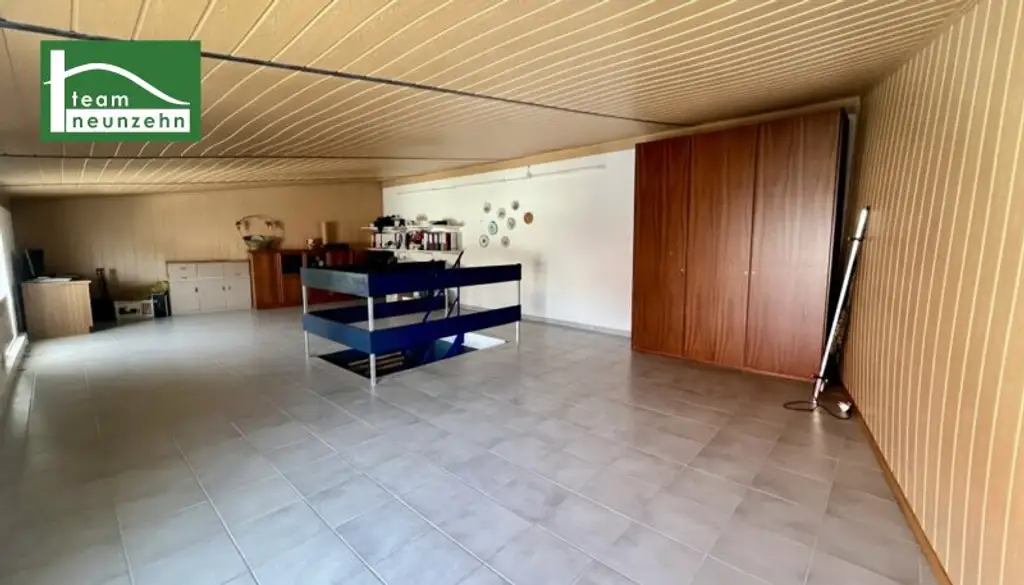 Tolles Stadthaus mit großzügigem Wellnessbereich ... alles neuwertig & am neuesten Stand der Technik!  (zusätzliches Büro/Lager mit ca. 120m²)