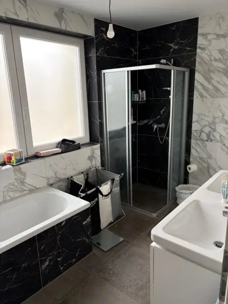 119 m2 Wohnfläche, 4 Zimmer, Doppelhaushälfte mit 93 m2 Garten in Mitterndorf, in ruhiger Wohnhausanlage!