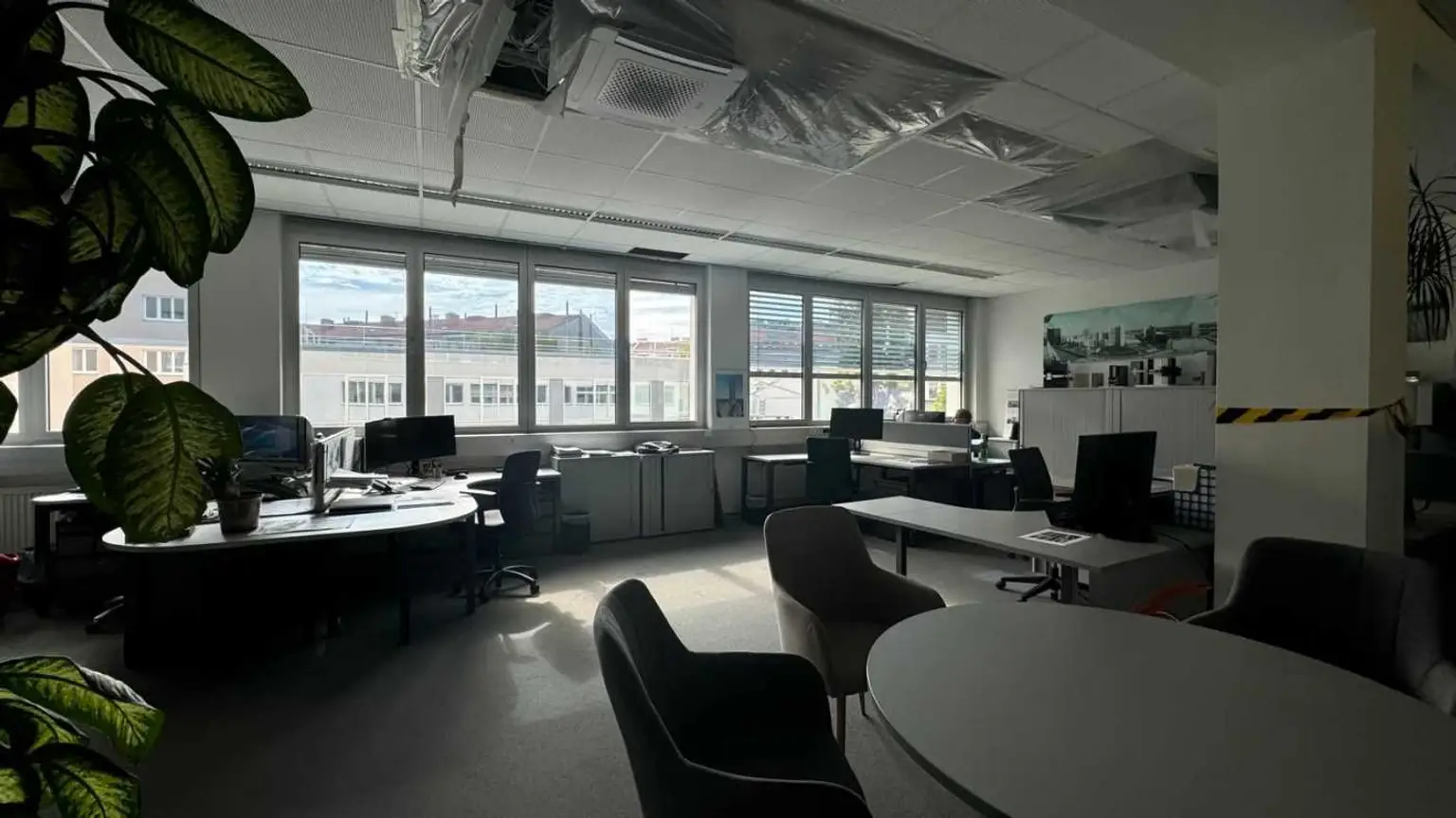 Bürofläche in modernem Gebäude zur Untermiete!