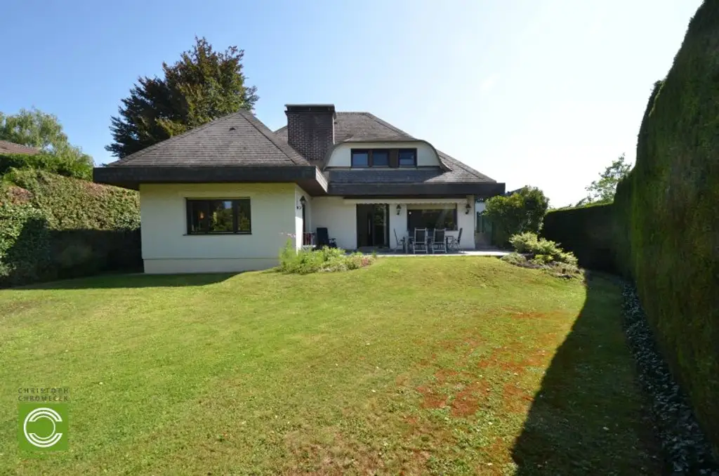 CHRISTOPH CHROMECEK IMMOBILIEN - PERCHTOLDSDORF - Gepflegtes und geräumiges Einfamilienhaus mit vielen Extras!