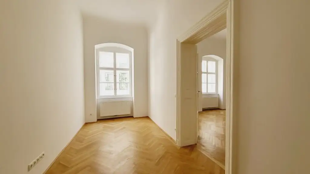 Super zentrale Innenstadtlage - Topsanierter Zustand - Ruhige Innenhofausrichtung