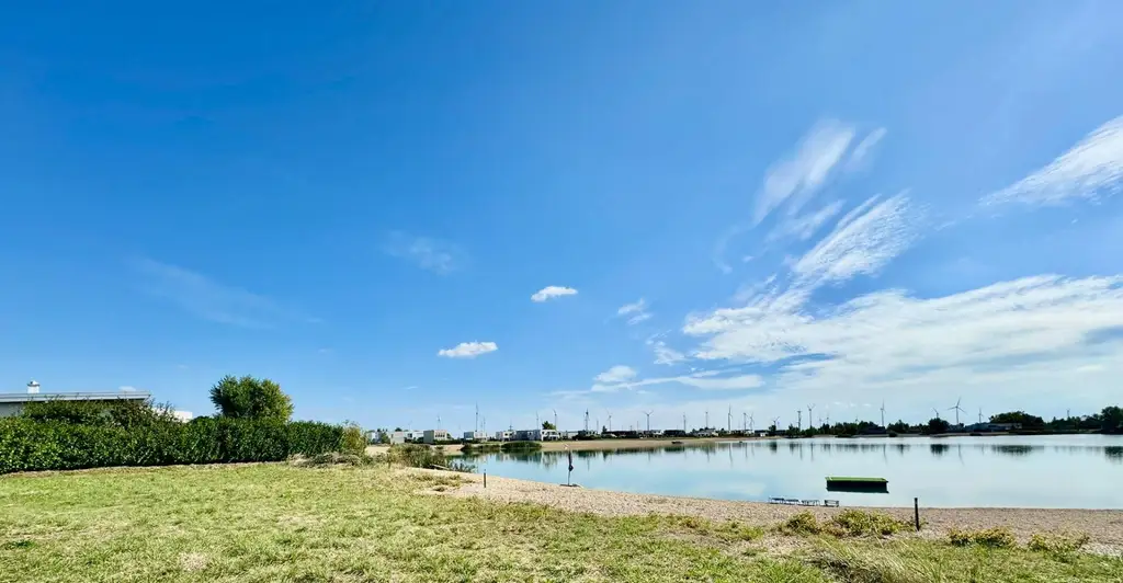 Wohnen, wo andere träumen – Seegrundstück in erster Reihe mit unverbaubarem Blick
