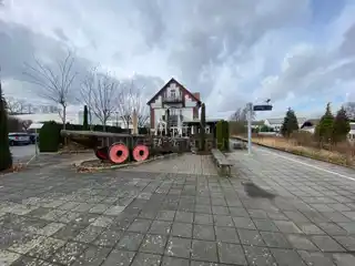 Bahnhof - in 11 Min. bis BI HBF