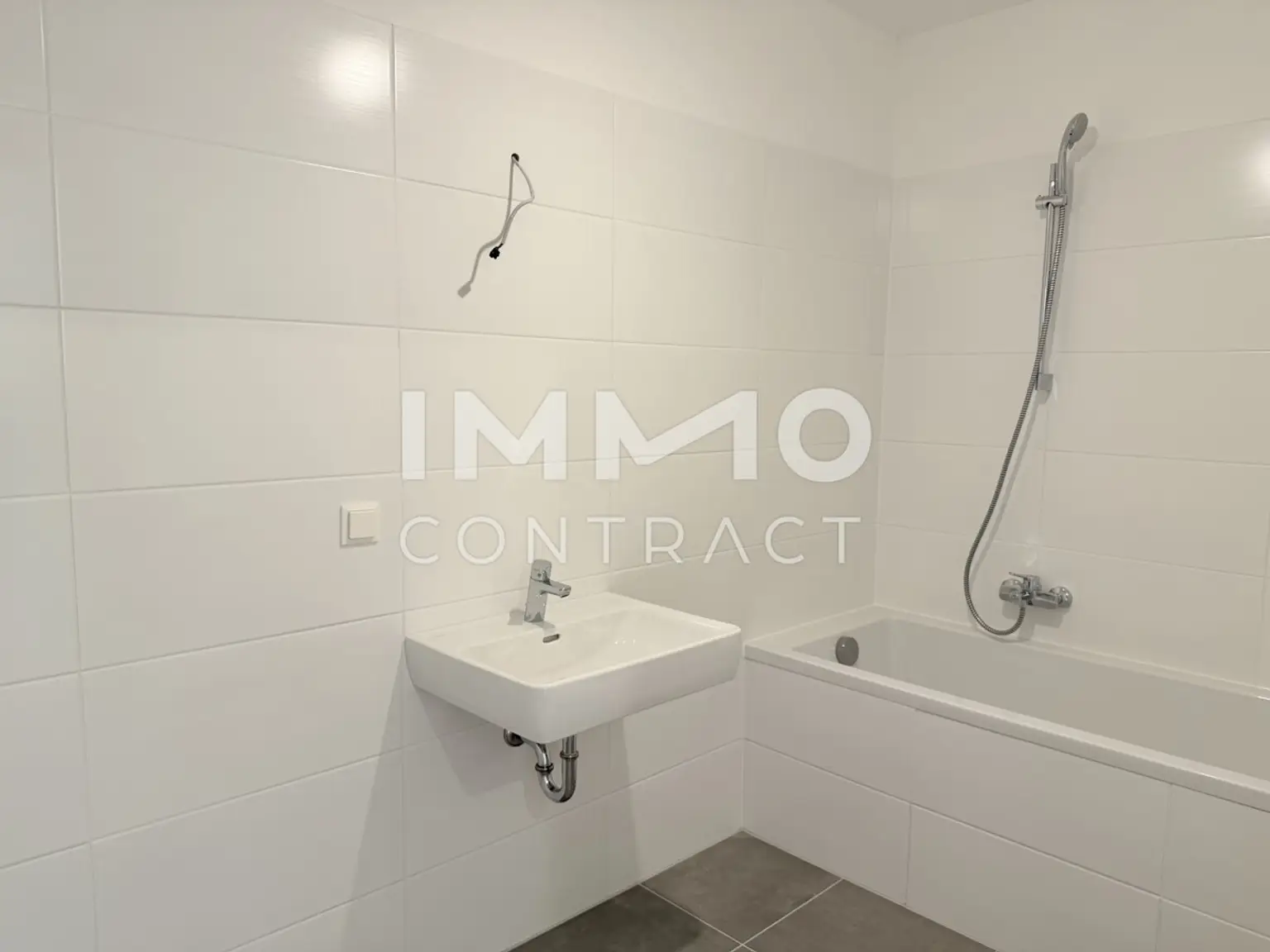 EDI N° 7 - großzügige 3 - Zimmer - Wohnung mit großer Freifläche