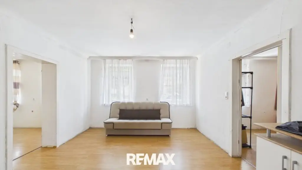 Großzügiges Zuhause mit Potenzial auf 1.629 m² – Wohnhaus, Nebengebäude & vielseitige Nutzungsmöglichkeiten