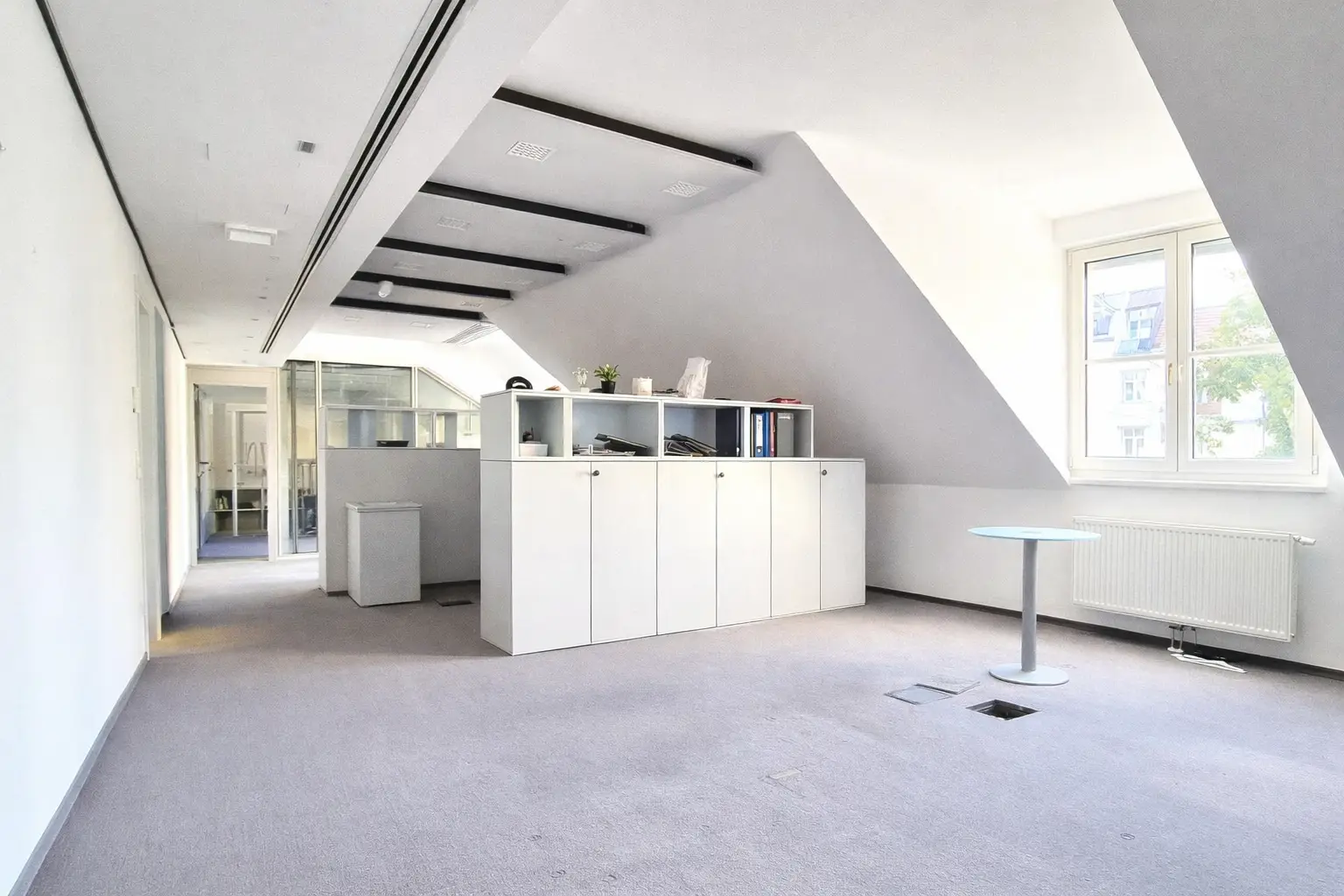 Großraumbüro Bild 2