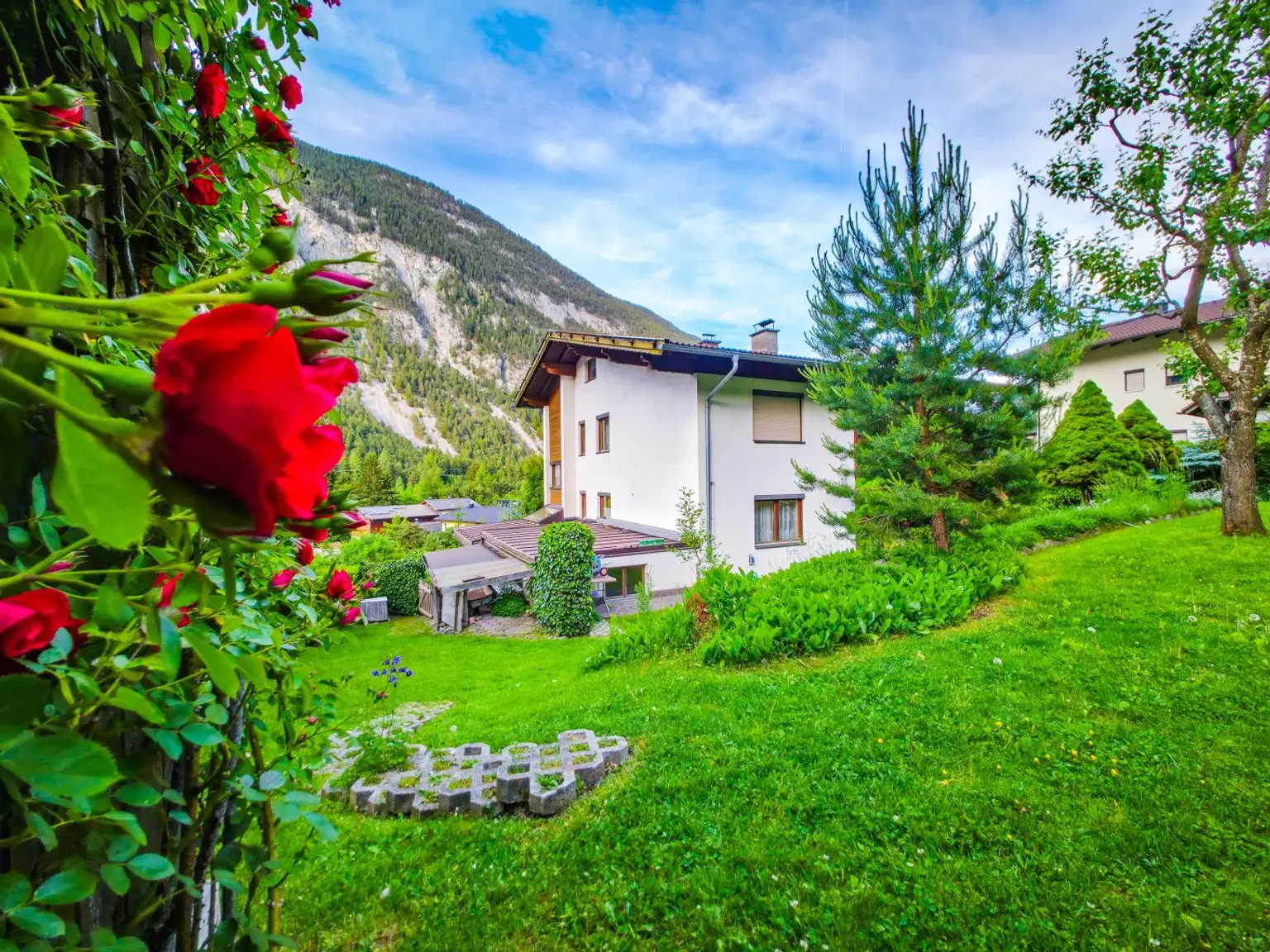 Mehrfamilienhaus Nassereith