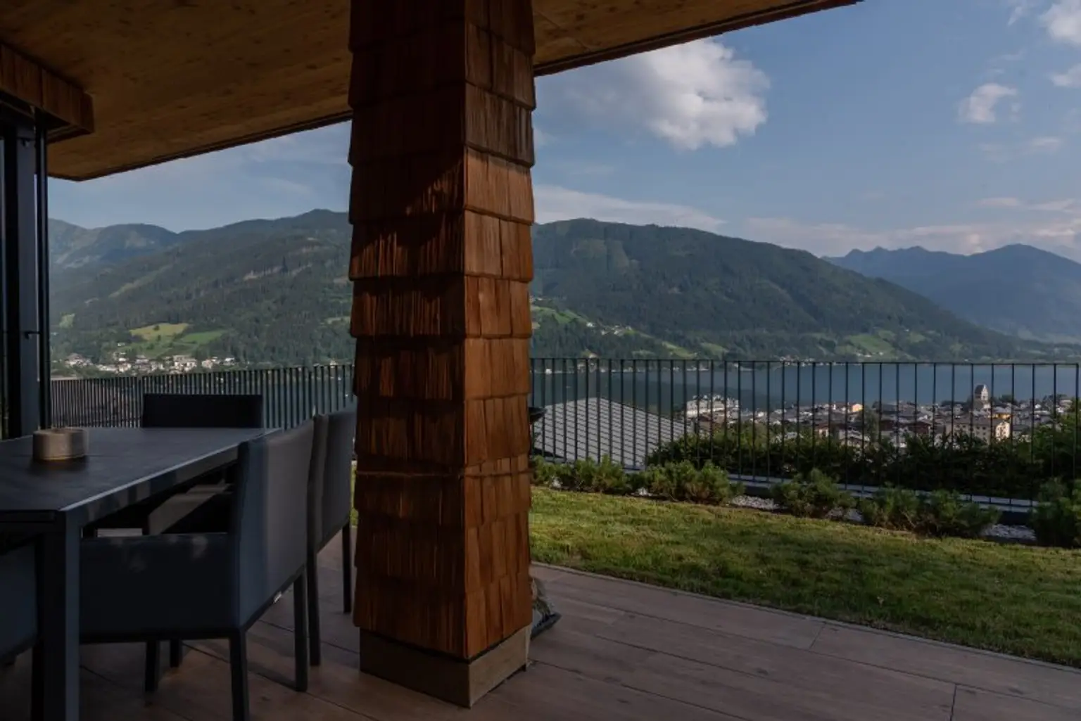 3-Zimmer-Luxus-Wohnung mit touristischer Vermietung, Garten und traumhaftem Seeblick in Zell am See