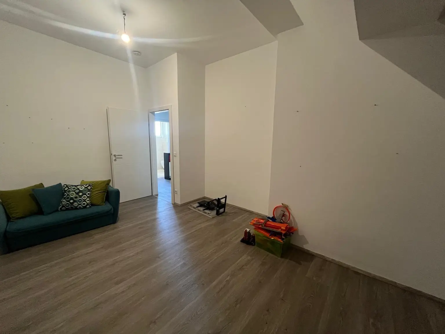 * Bezugsfertig* Einfamilienhaus mit Nebengebäude auf großem Grund!