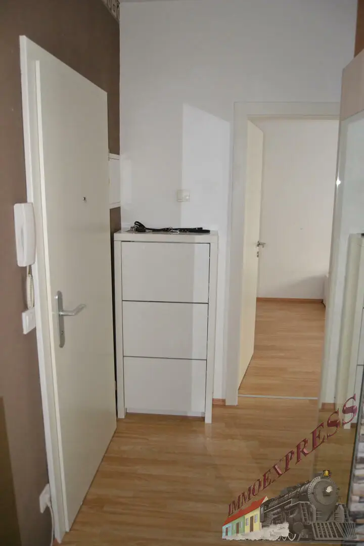 Entzückende 40 m² Wohnung - Ihr neues Zuhause mit Badebiotop vor der Türe! Wohnung wird leer übergeben!