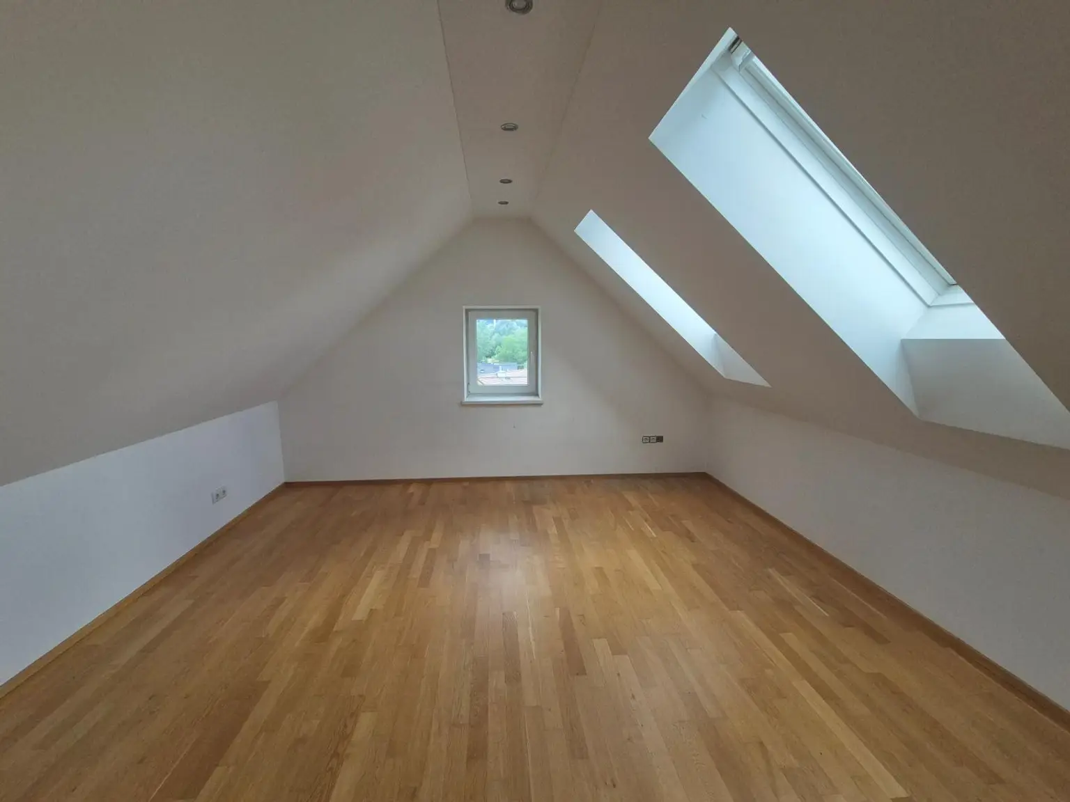 Schlafzimmer 3