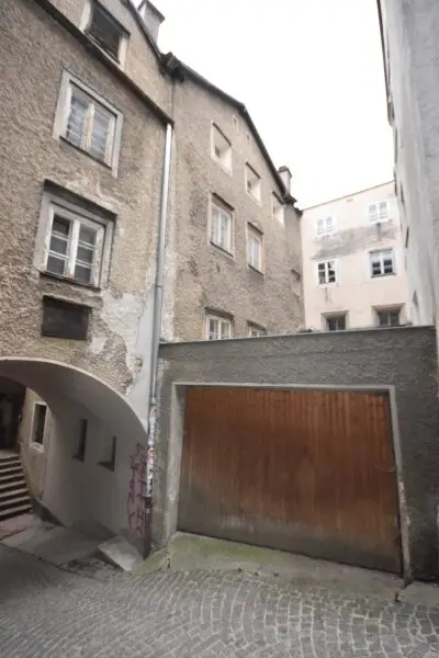 ALTSTADT - Renovierungsbedürftiges Zinshaus mit langer Geschichte Kauf Salzburg