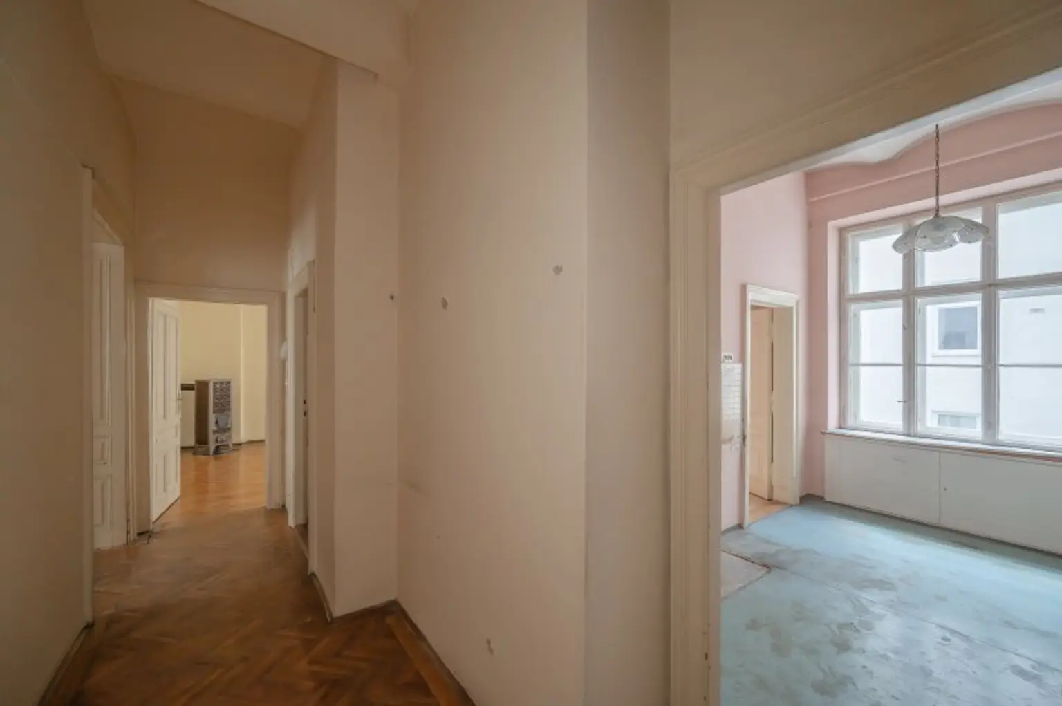 Hidden Gem in the Heart of the 6th – Historic Charm Meets Future Vision!