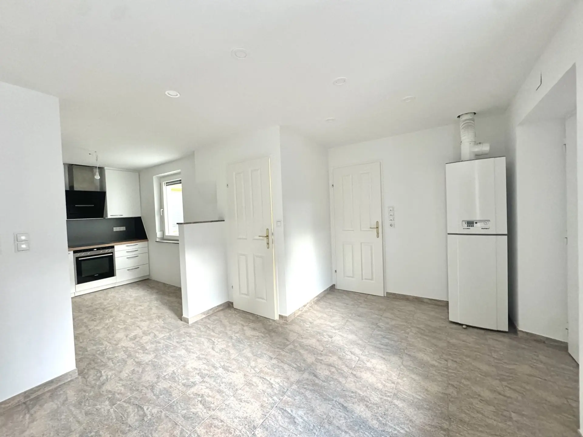 20250325_145102865_iOS