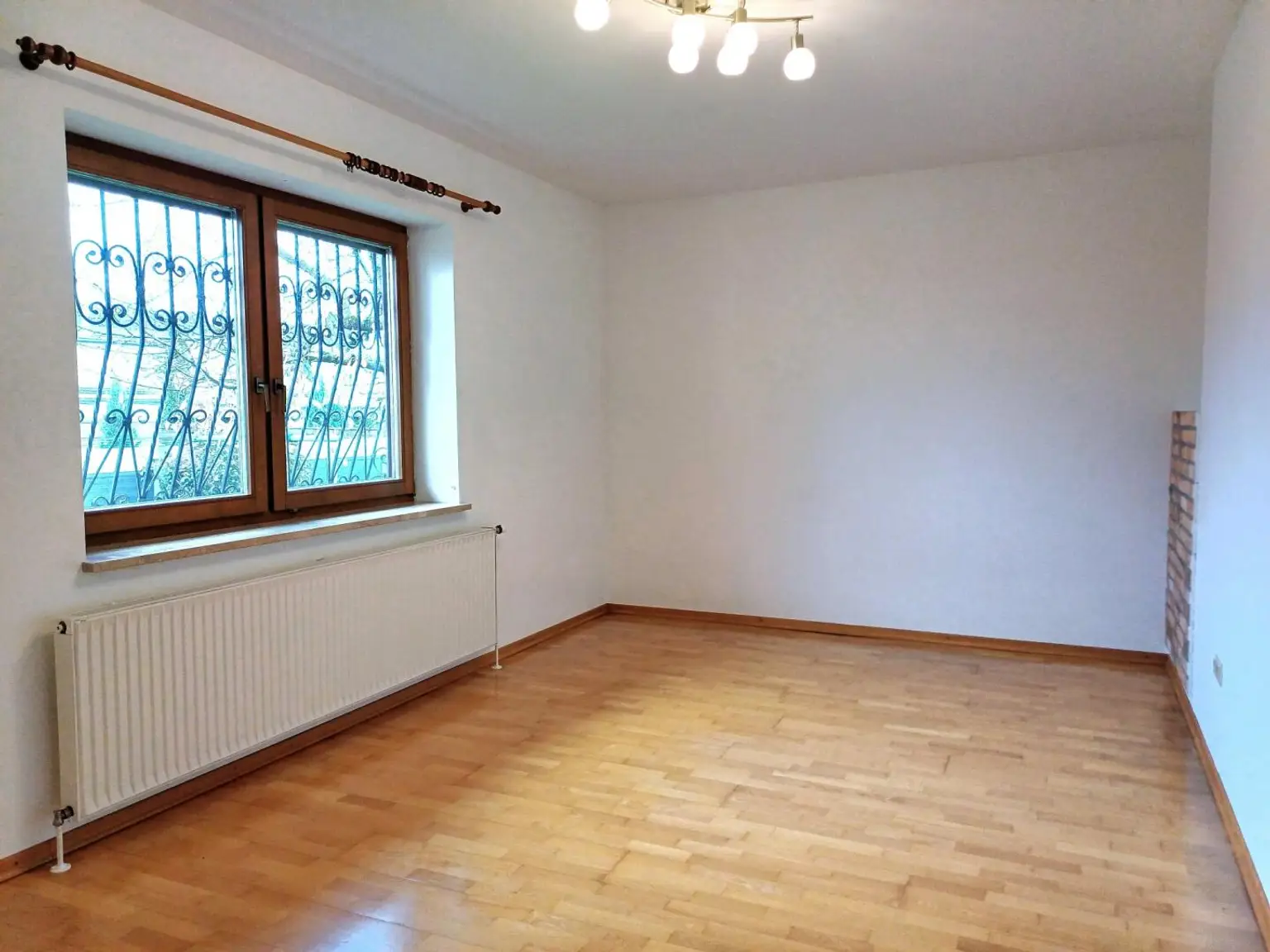 8430 Leibnitz/Kaindorf: Gepflegtes Einfamilienhaus mit separatem Kleinwohnhaus