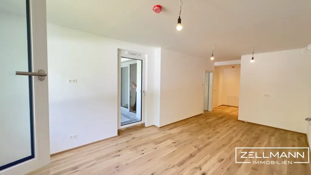 moderne 2-Zimmer Wohnung bei den Maurer Weingärten mit Pool | ZELLMANN IMMOBILIEN