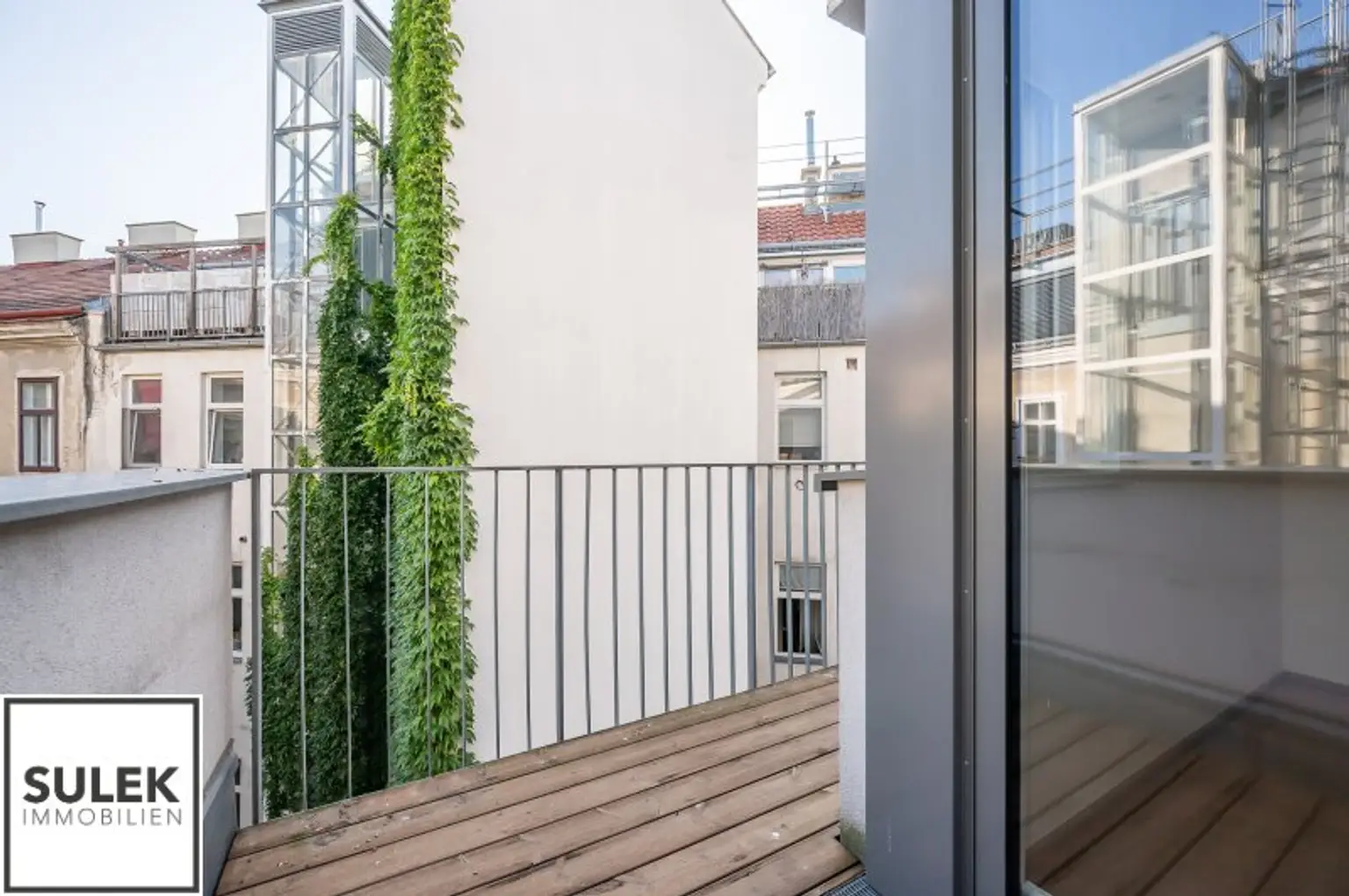 helle moderne 3 Zimmerwohnung mit traumhaften Blick über den Donaukanal