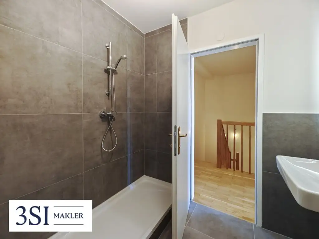 Geräumige 3-Zimmer Dachgeschosswohnung nahe TU-Wien