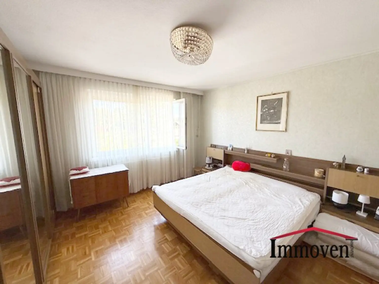 Helle 3-Zimmerwohnung mit Loggia und Parkplatz!