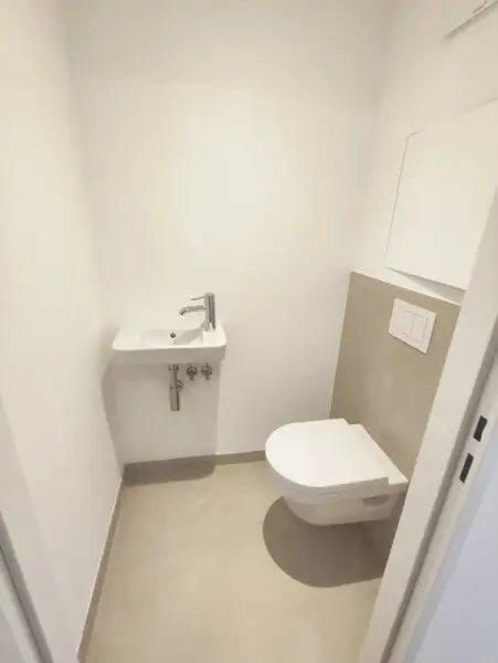 Modern wohnen in Meidling! Neubau 2-Zimmer-Erstbezug mit Balkon im 5. Liftstock - Top62