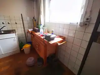 KG