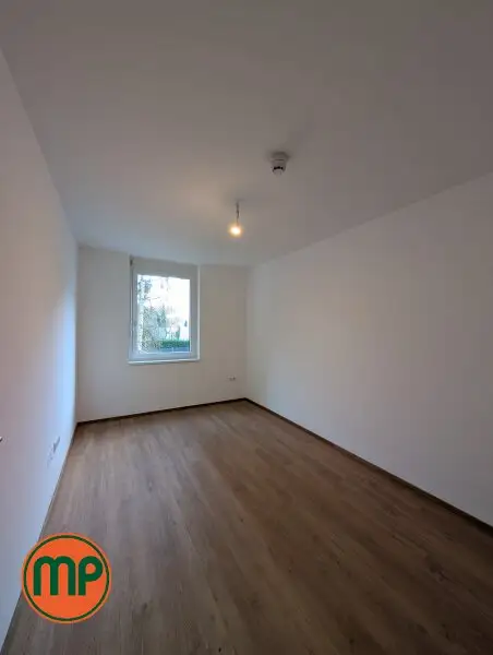 2 Zimmer - Erstbezug mit Terrasse