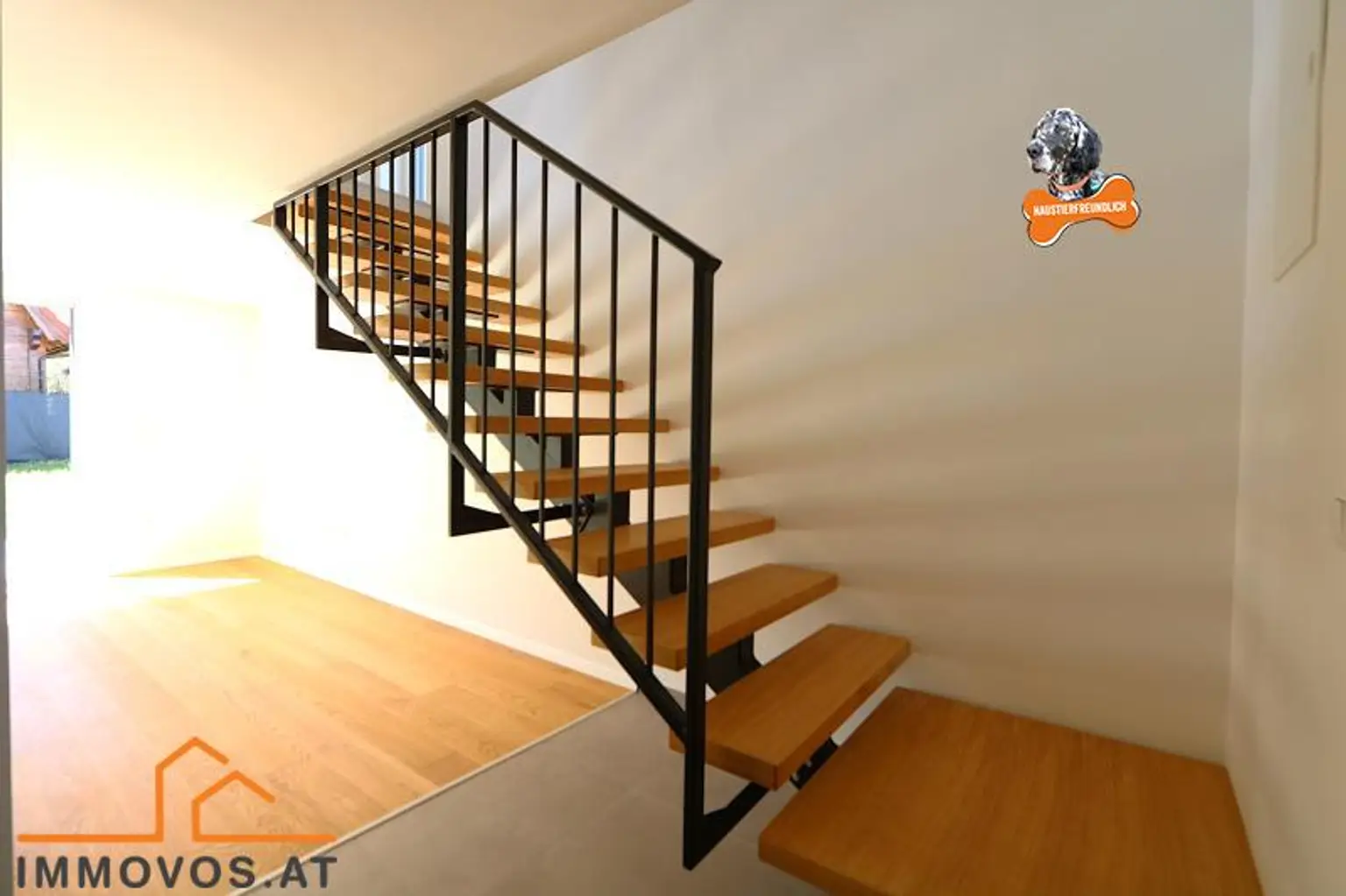eine luftige schwebende Treppe