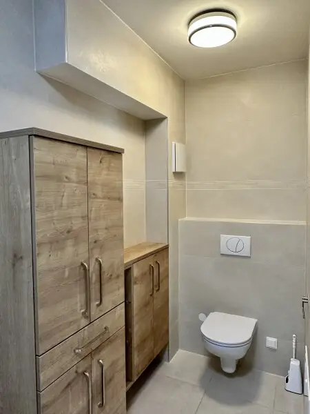 Toilette Badezimmer 1