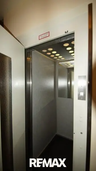 25 Lift im Haus 1080