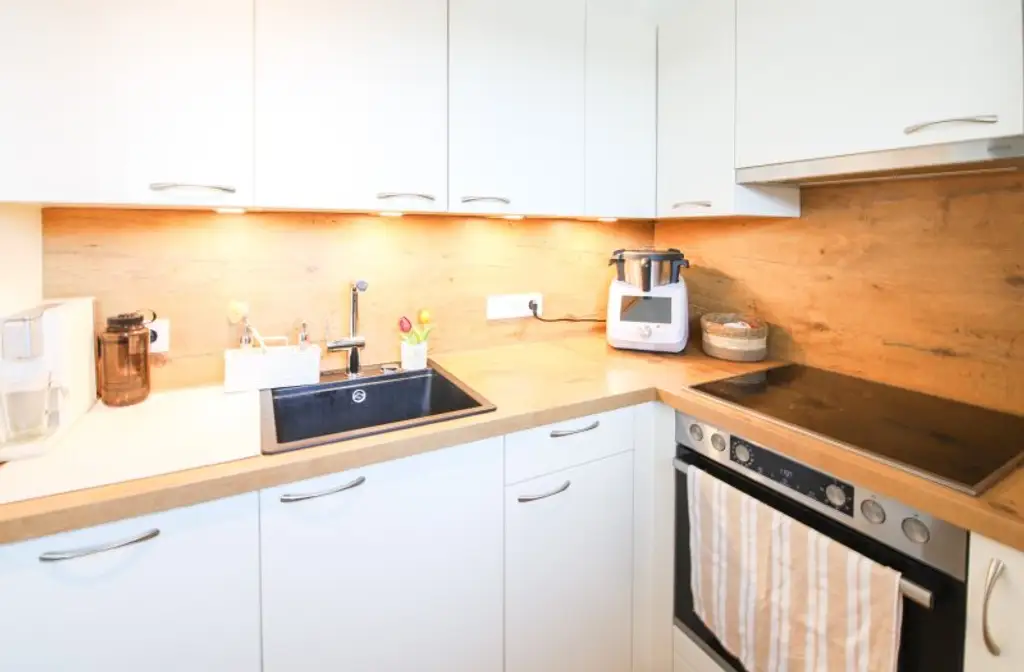 *** Top Anlegerwohnung *** in UNI-Nähe - Vermietet !