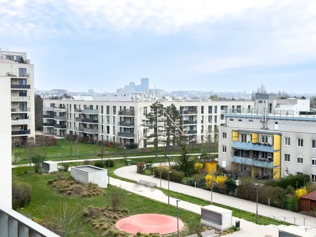 Sonnige 2-Zimmer Neubauwohnung mit Balkon & Fernblick