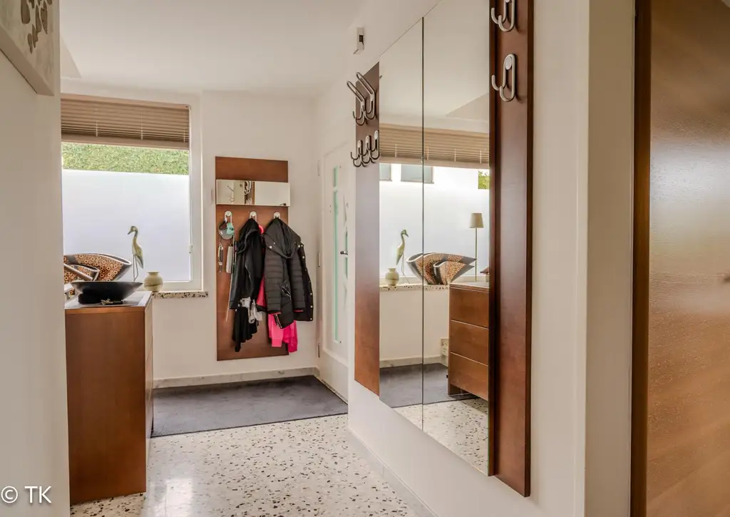 Energieeffizientes Ein-/Zweifamilienhaus in bester Lage