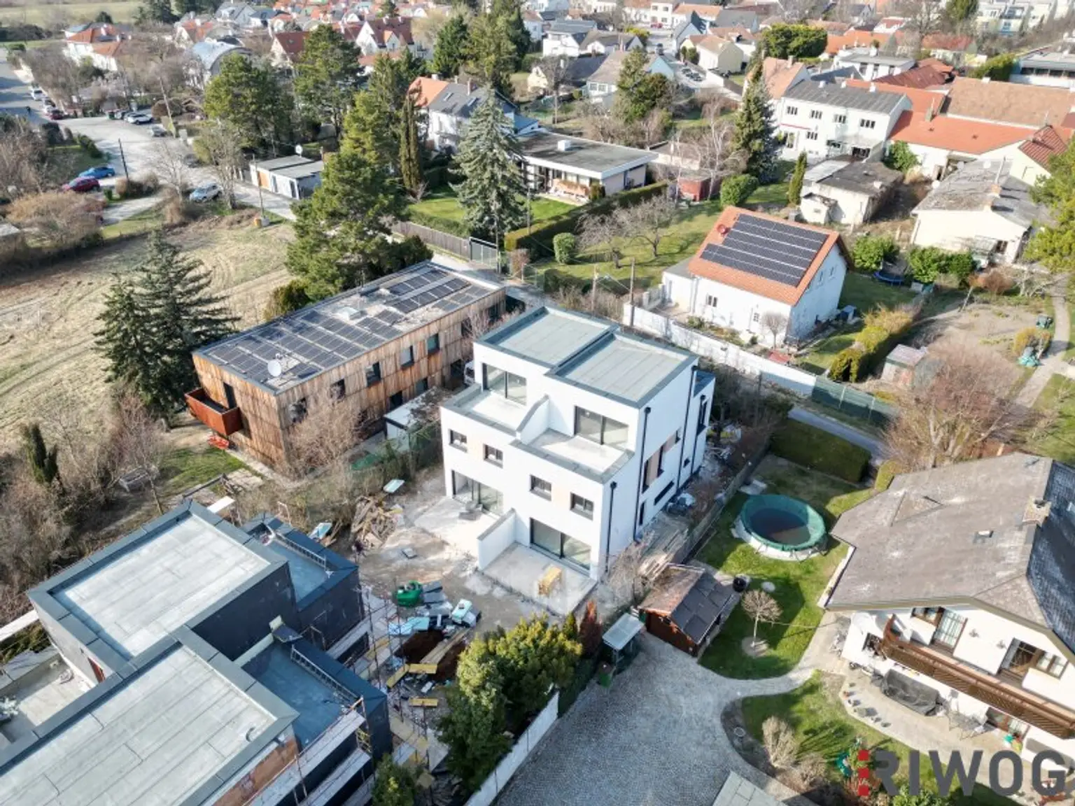 RUHELAGE | 5 Zimmer-Doppelhaus mit Keller | Luftwärmepumpe | Erstbezug nach Errichtung