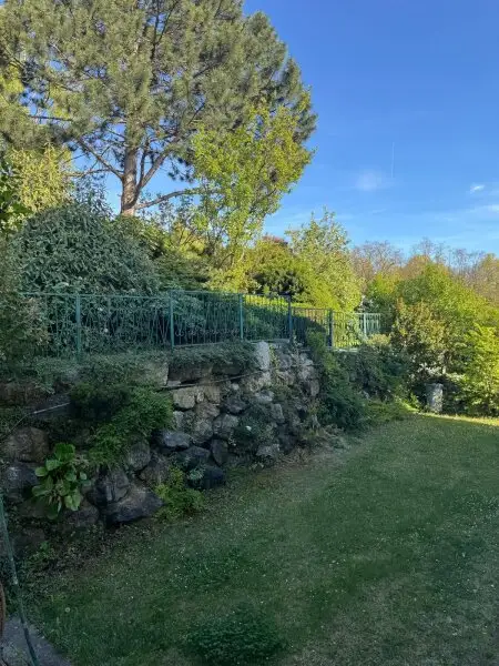 Neues, geräumiges Einfamilienhaus mit Garten in ruhiger Wohnsiedlung nahe Mistelbach (!) 2-Generation-Wohnhauseignung (!)