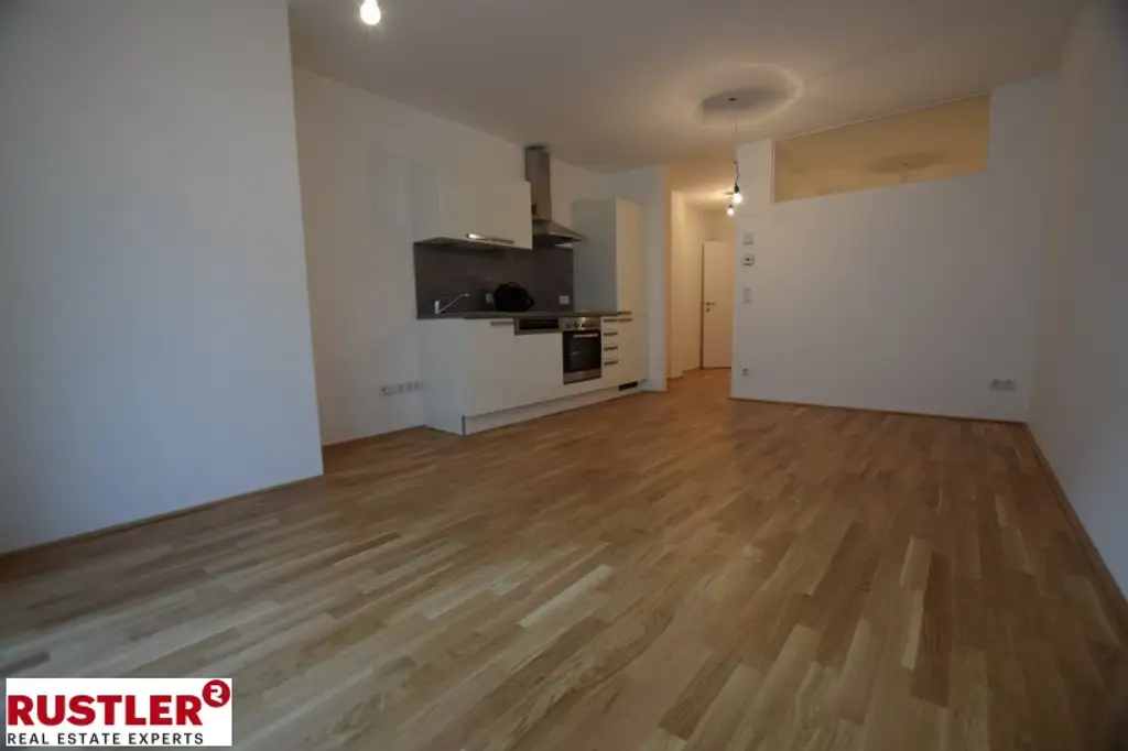 AB NOVEMBER VERFÜGBAR- HELLE 1,5-ZIMMERWOHNUNG AN DER U2!