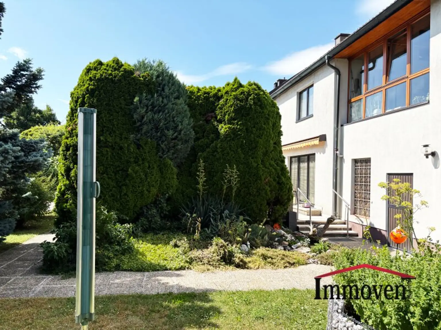 KOFFER PACKEN UND EINZIEHEN - großes Ein- bzw. Zweifamilienhaus mit Garage in St. Pölten (Wagram)