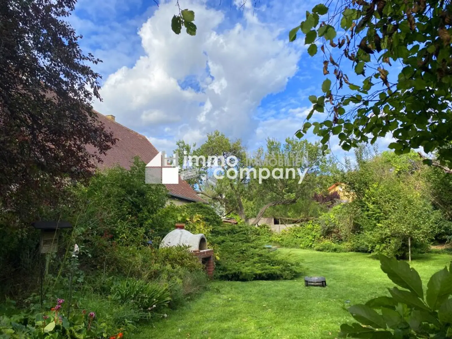 Secret Garden in bester Lage auf 2.000m²