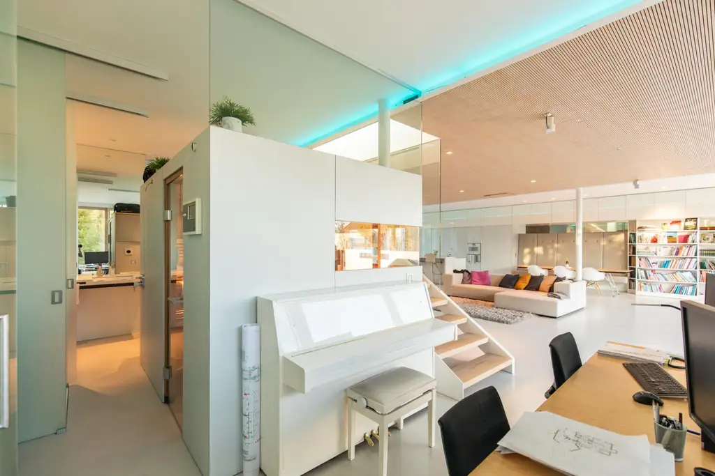 Exklusive Villa mit direktem Seezugang in Neusiedl am See