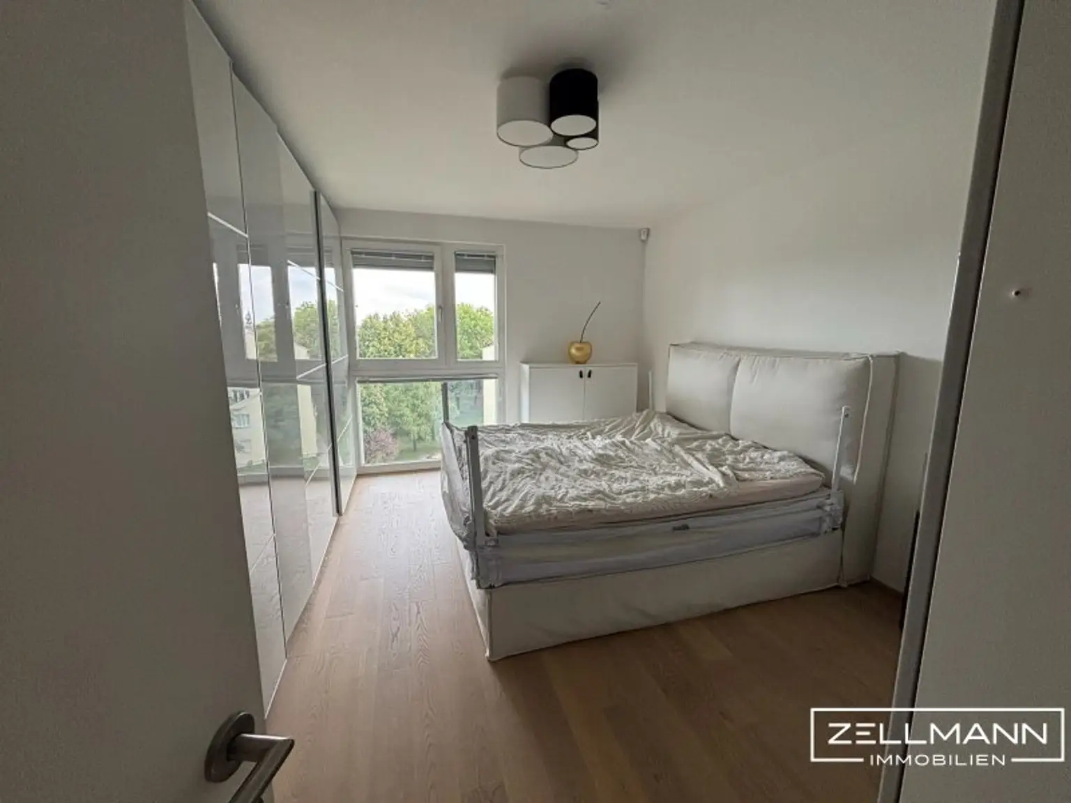 „Wohnen mit Stil: 3-Zimmer-Maisonette plus Tiefgarage“ | ZELLMANN IMMOBILIEN