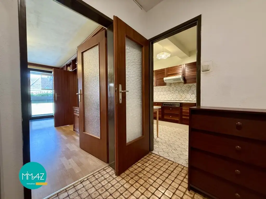 Ausgezeichnete Infrastruktur & perfekter Grundriss! Helle 3-Zimmer Wohnung im 4. Liftstock mit Südwest-Loggia im Herzen Penzings!