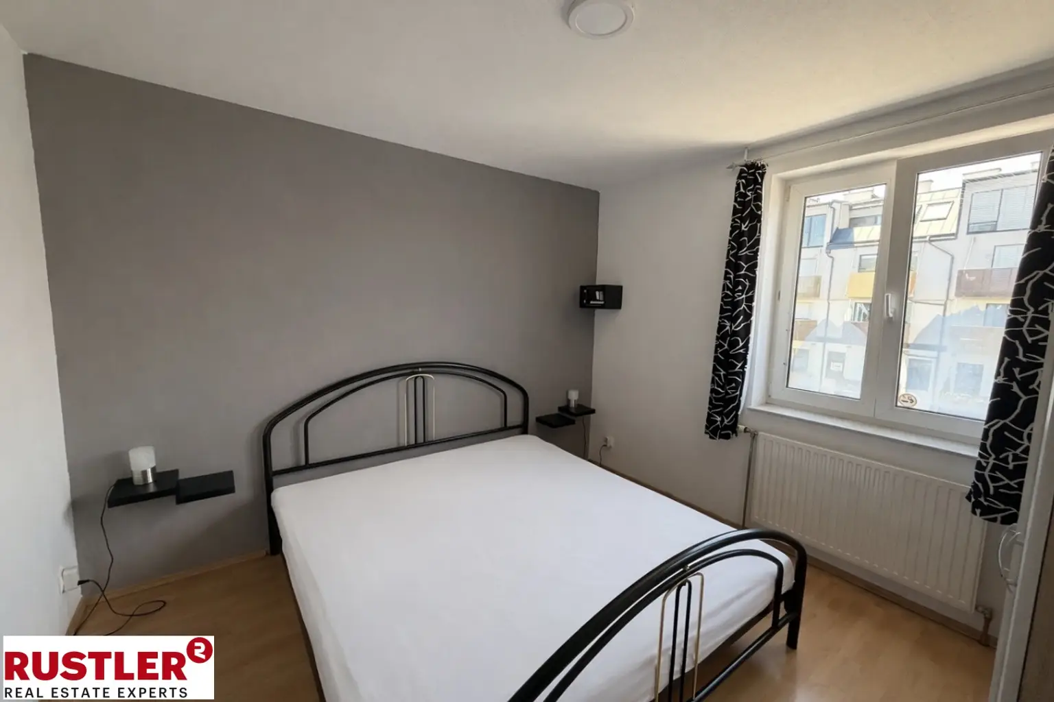 Schlafzimmer 2