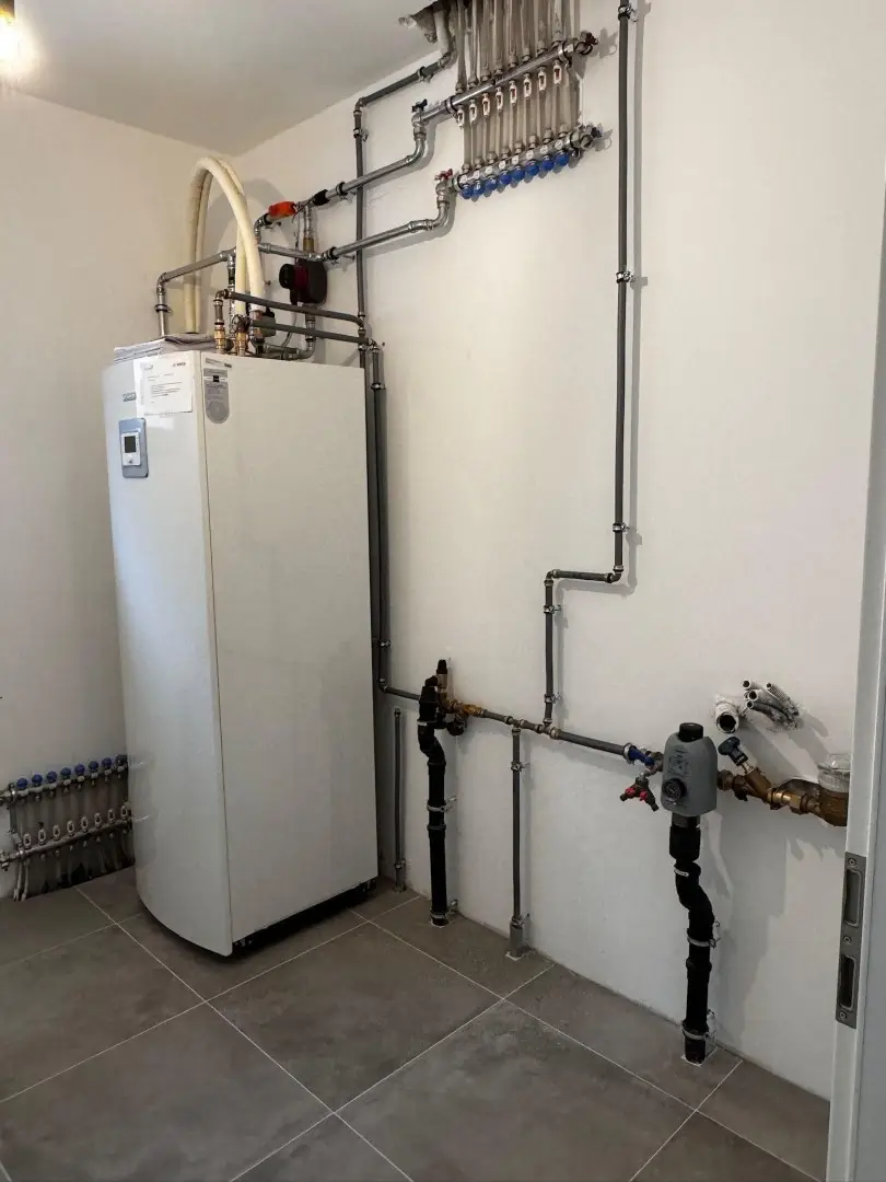 Neuwertiges Wohnhaus in ruhiger Lage